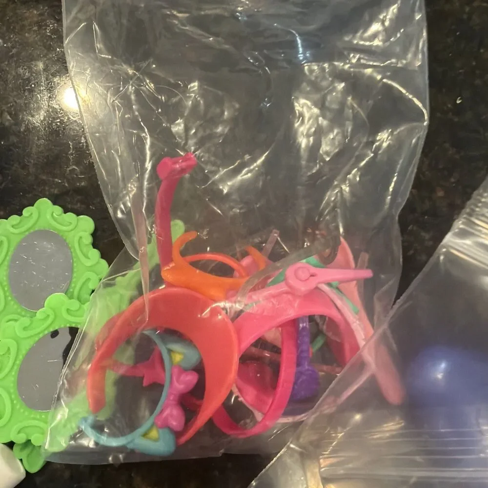 Barbie Mixed Lot of Accessories